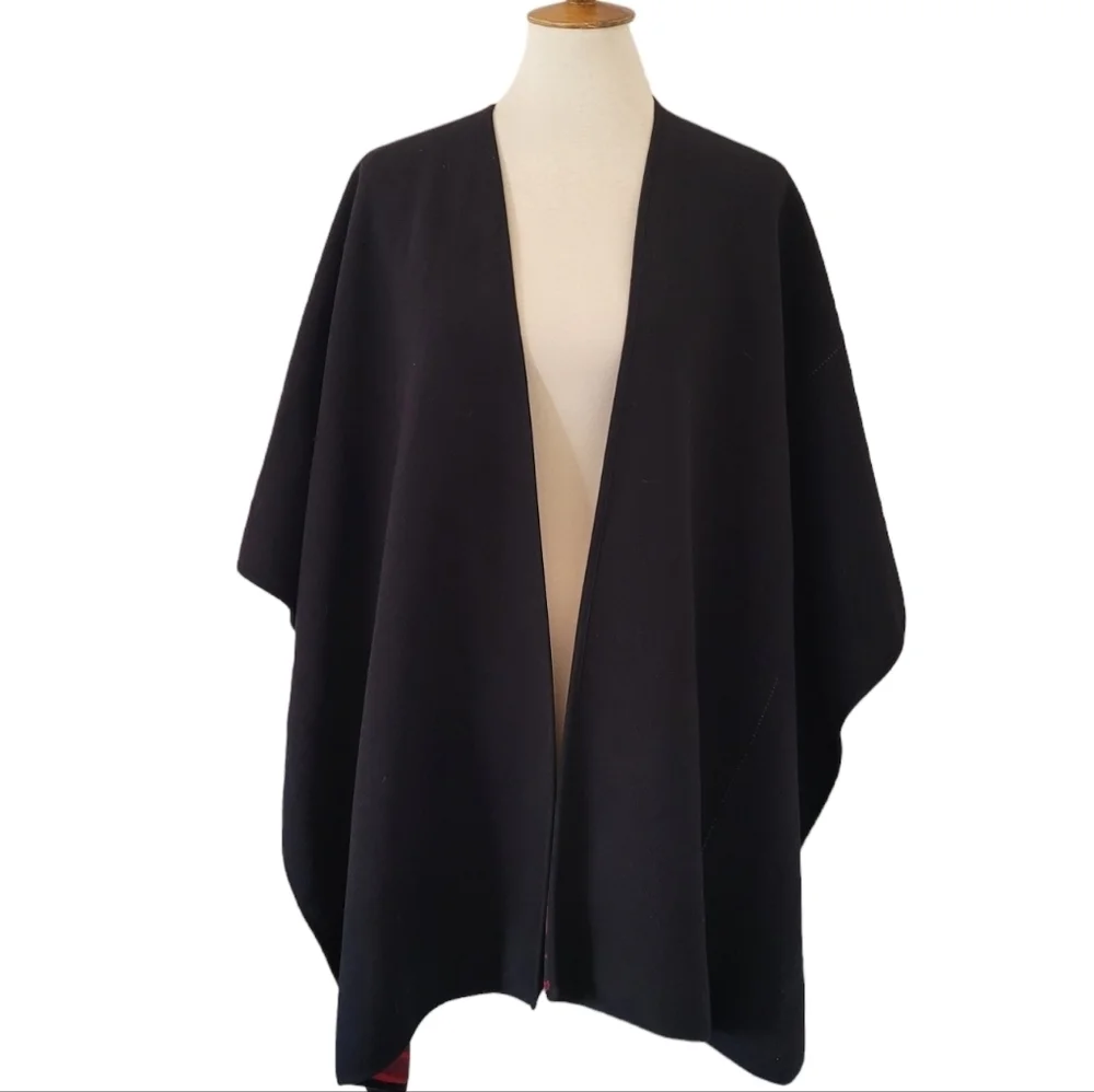Woolrich Red‎ Black Tartan Blanket Shawl Reversible Cape